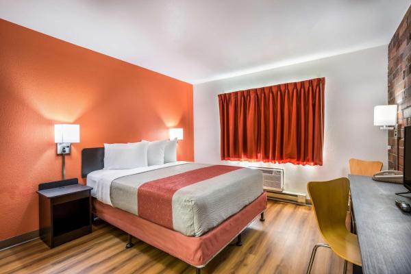 写真にはマディソン市にあるMotel 6-Madison, WI - Eastが写っています。