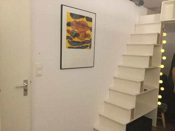 Studio, 21 minutes by bus to downtown Amsterdam photo 6