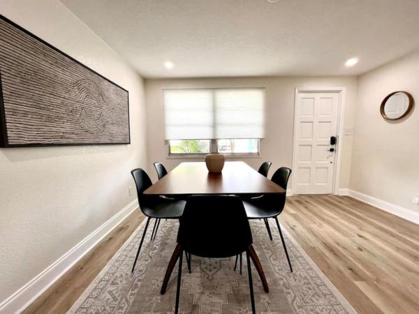 A la foto es mostra l'objecte Fantastic Boho Chic Home Clearwater St Pete Tampa situat a la ciutat de Largo.