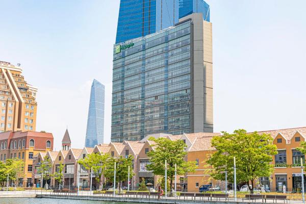 A la foto es mostra l'objecte Holiday Inn Incheon Songdo by IHG situat a la ciutat de Incheon.
