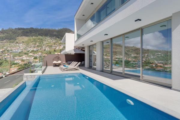 Luxury Villa Bianca By Holiday Rental Madeira - Portugal