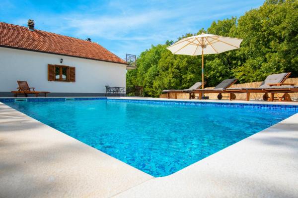 Holiday House Tone, Imotski-drum-makarska - Makarska Riviera