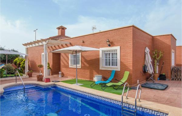 A la foto es mostra l'objecte 4 Bedroom Stunning Home In Níjar situat a la ciutat de Níjar.