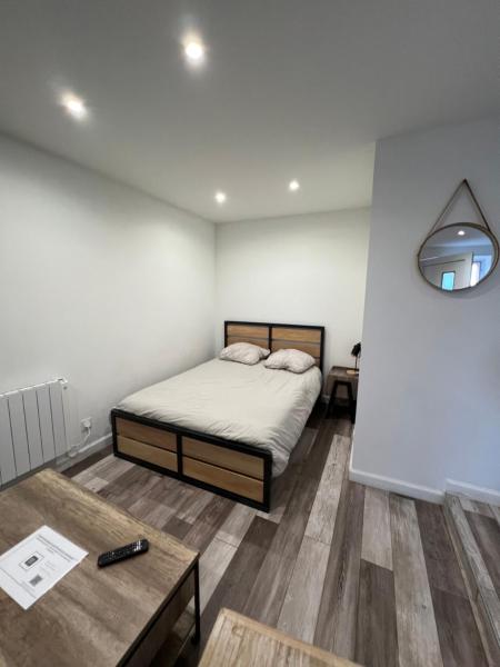 A la foto es mostra l'objecte Superbe appartement avec parking gratuit sur place situat a la ciutat de Blanzy.