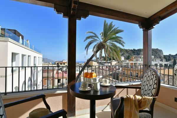 A la foto es mostra l'objecte Hotel Le Chevalier situat a la ciutat de Taormina.