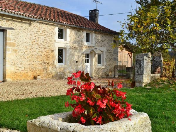 A la foto es mostra l'objecte Maison familiale avec grand jardin près du Périgord - 3 chambres, WIFI et vélos fournis - FR-1-653-171 situat a la ciutat de Édon.