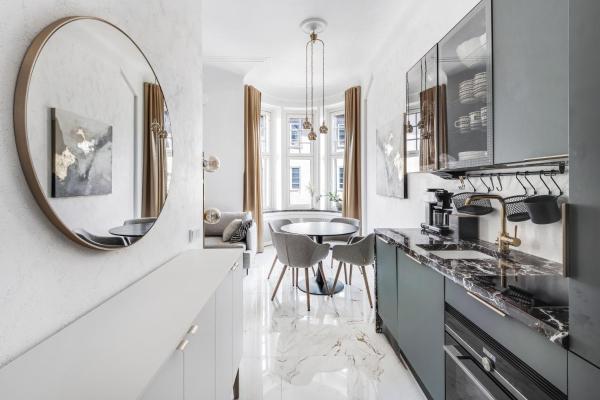 WeHost Marble and Brands in the Heart of Helsinki @Vuorikatu 8, Helsinki