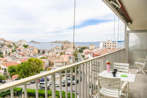 Bail mobilité - Balcon et vue splendide sur la mer, Marseille