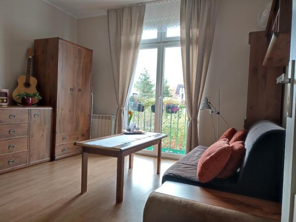 Na fotografii je vidět objekt Apartament Olivia Centrum z zamknietym parkingiem nacházející se ve městě Oliva.