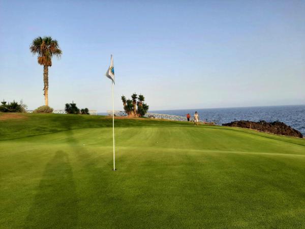 Elegant Style 3-bedroom Brand New Apartment - Tenerife
