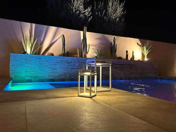 写真にはRiaïna市にあるVilla Nawal avec sa piscine privée sans vis-à-visが写っています。