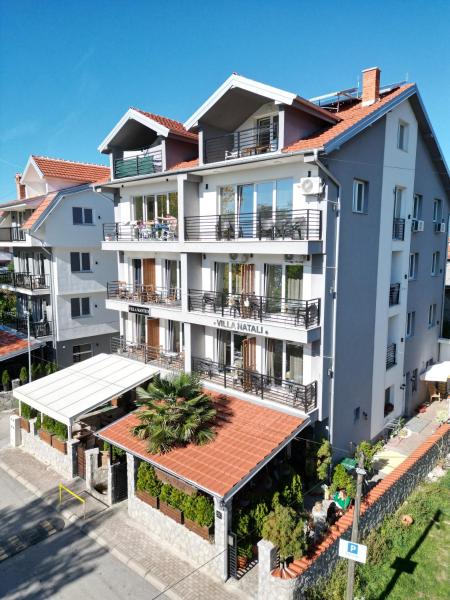A la foto es mostra l'objecte Villa Natali situat a la ciutat de Ohrid.