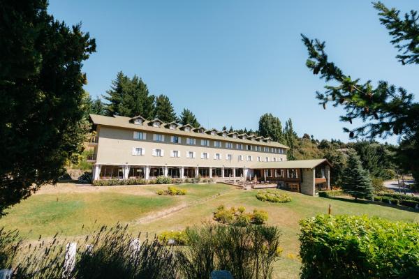Na zdjęciu widoczny jest obiekt Gran Hotel Panamericano położony w mieście Isla Victoria.
