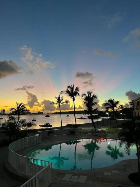 Merveilleux studio cosy vue mer - piscine