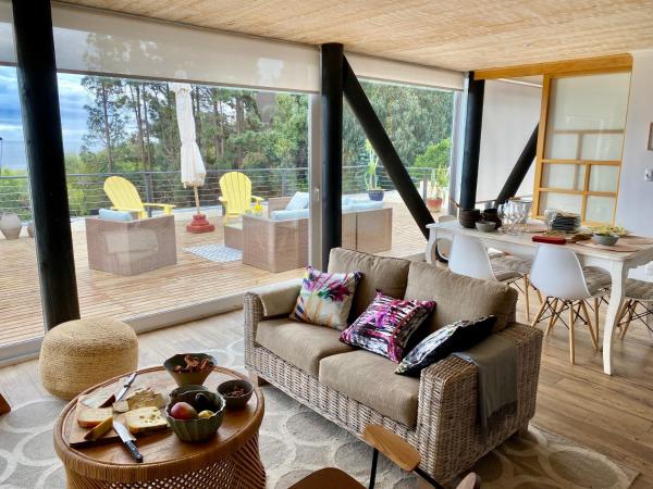 照片显示了位于Cachagua市的Espectacular Loft en Zapallar物件。