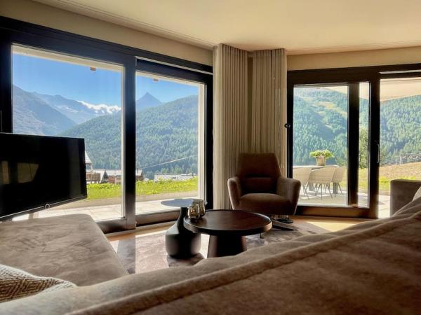 På billedet ses objektet Hollywood 1 - A luxury, comfortable and spacious apartment located directly on the slopes! beliggende i byen Saas-Fee.
