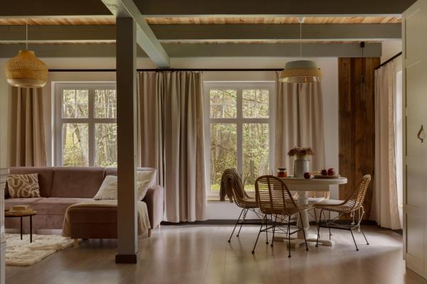 A la foto es mostra l'objecte Czarny Dzięcioł situat a la ciutat de Tleń.