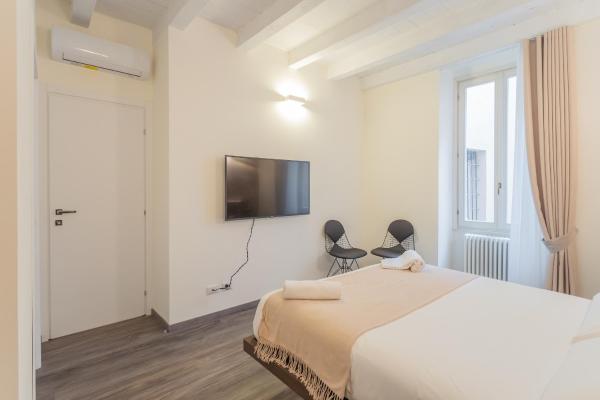 Zdjęcie 8: Modern & Stylish Apartment in Como City by Rent All Como