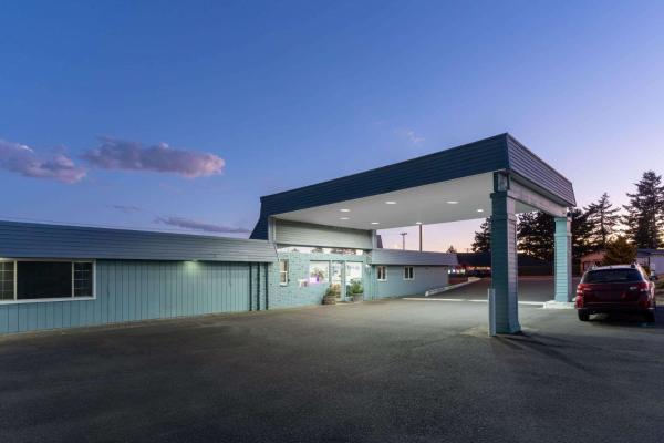 Na zdjęciu widoczny jest obiekt Travelodge by Wyndham Florence położony w mieście Florence.