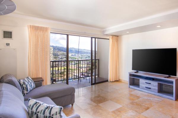 A la foto es mostra l'objecte Four Paddle Condominium 2210 Thirty plus night rental situat a la ciutat de Honolulu.