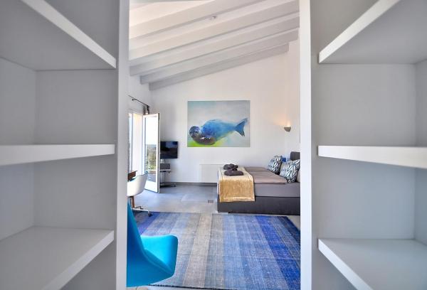 Nella foto è visibile l'oggetto Elegant Mallorca Home Can Estera 6 Bedrooms All En-Suite Extra Large Private Pool Porto Colom situato nella città di Felanitx.