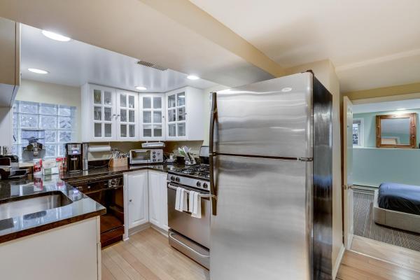 Zdjęcie 4: Relax in Winter Park - You Will LOVE the Garden Access and the Classic, Comfortable Feeling apts