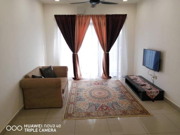 写真にはプトラジャヤ市にあるRIZQI HOMESTAY PUTRAJAYAが写っています。