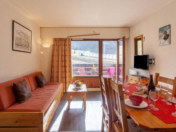 På billedet ses objektet Apartment Les Tommeuses - Val Claret-2 by Interhome beliggende i byen Tignes.
