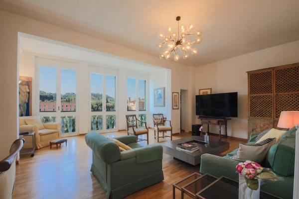 Apartments Florence- Biblioteca apartment with view, Firenze
