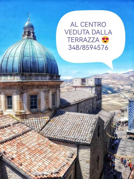 Auf dem Foto ist das Objekt Al Centro in der Stadt Gangi zu sehen.