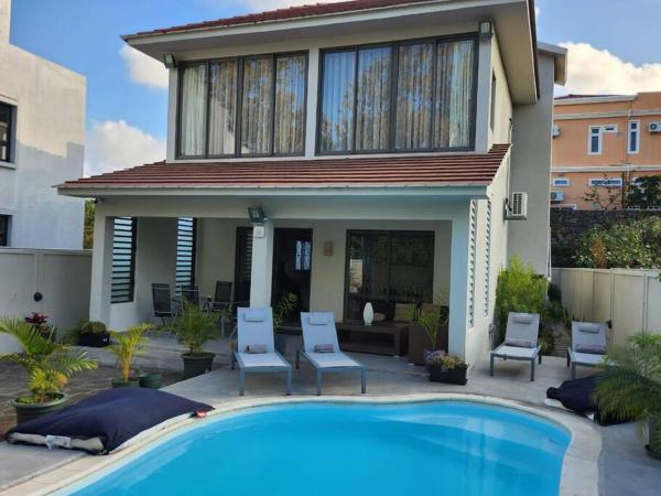Luxury Cheerful 4 Bedrooms Villa In Calodyne - Maurice