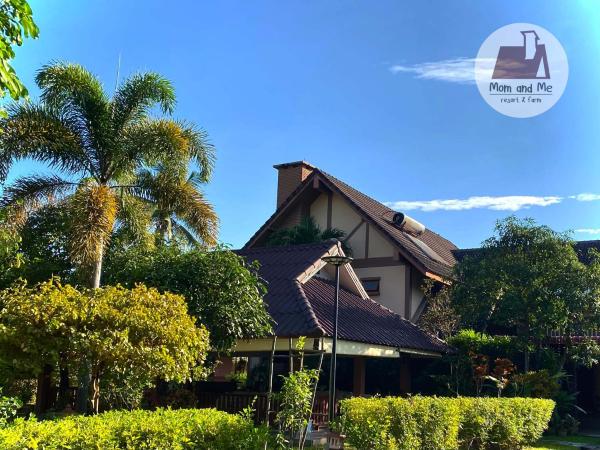A la foto es mostra l'objecte Mom and Me Resort & Farm situat a la ciutat de Doi Saket.