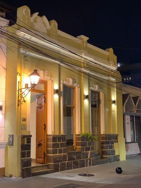 A la foto es mostra l'objecte Hotel Residencial España situat a la ciutat de Salta.