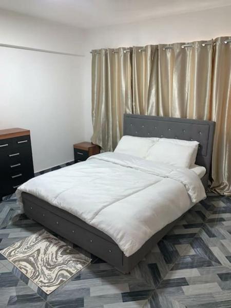 A la foto es mostra l'objecte Lovely 1-bedroom rental unit for short stays. situat a la ciutat de Lashibi.