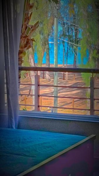 Beachfront Apartment(roadside- 30 meters to beach), Flic en Flac