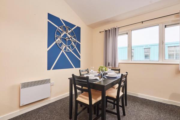 Foto 7: Large 2 Bed in Central Coventry - Sleeps 6 - Parking