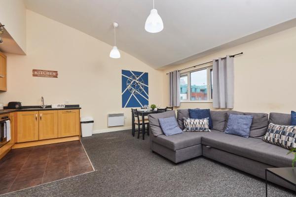 Foto 9: Large 2 Bed in Central Coventry - Sleeps 6 - Parking