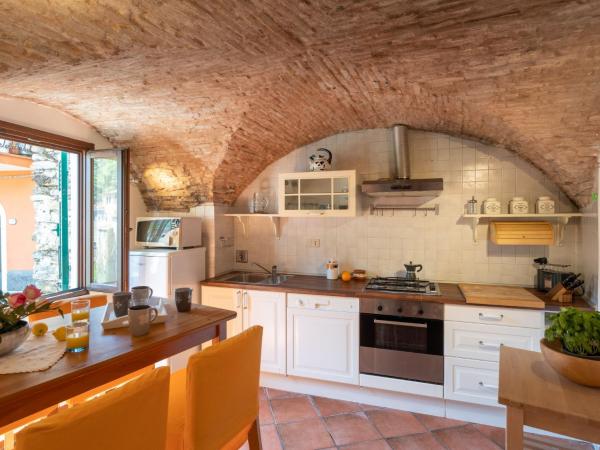 På bildet vises objektet Apartment Ca du Ponte by Interhome som ligger i byen Dolcedo.