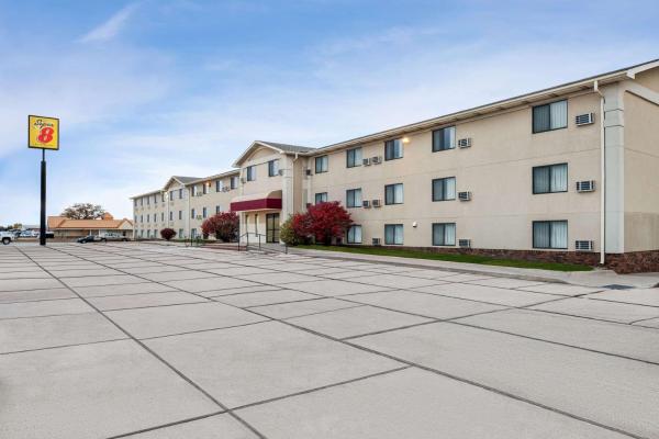 Foto 4: Super 8 by Wyndham Lincoln North