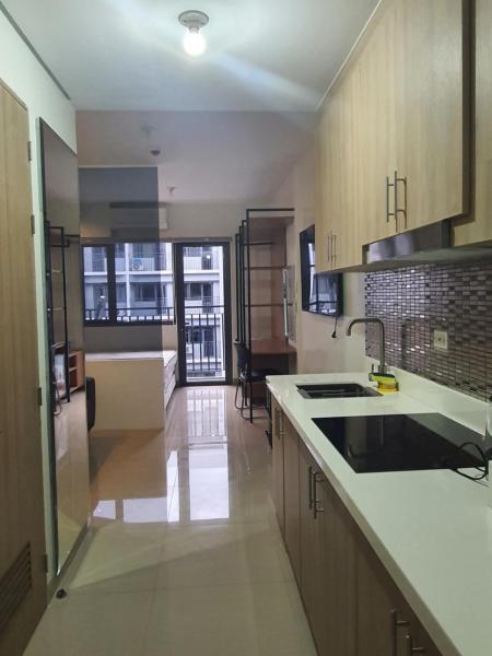 A la foto es mostra l'objecte Shore 2 residences condominium situat a la ciutat de Manila.