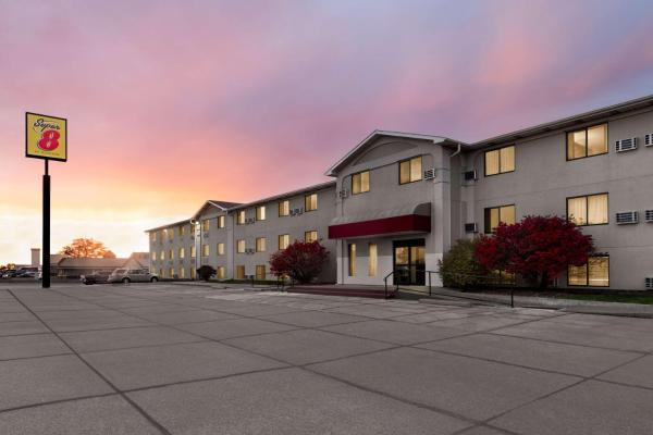 Foto 5: Super 8 by Wyndham Lincoln North