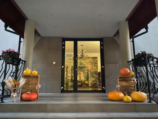 Na zdjęciu widoczny jest obiekt Restauracja Zacisze Leśne Noclegi położony w mieście Czerwionka.