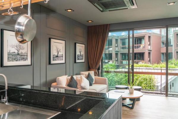A la foto es mostra l'objecte Luxury King Bed Apartment with Pool View and Sauna situat a la ciutat de Rawai Beach.