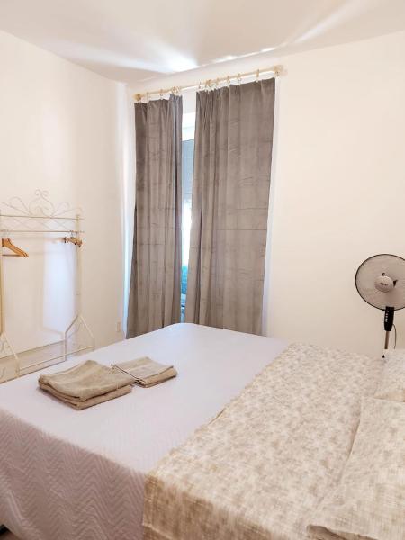 Genova rooms serra E, Genua