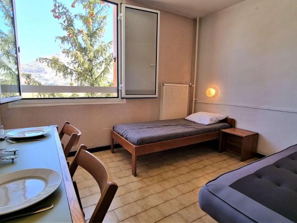 La photo montre l'objet Studio cosy avec Wifi, parking gratuit, proche des pistes et commerces - FR-1-525-212 situé dans la ville de Le Dévoluy.