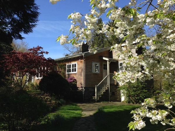 Rosewood By The River - Grasmere
