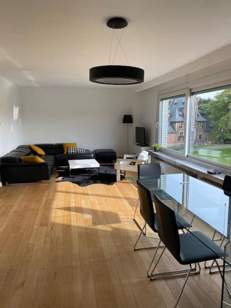 Auf dem Foto ist das Objekt Beautiful 3 bedroom Apartment in der Stadt Ekeren zu sehen.