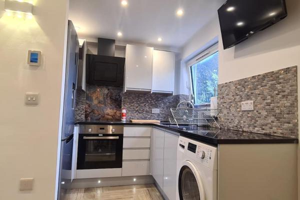På billedet ses objektet THE ONE- luton 1 bed, free parking beliggende i byen Luton.