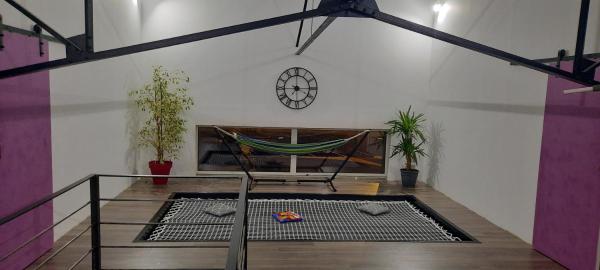 A la foto es mostra l'objecte Loft atypique et chaleureux situat a la ciutat de Châteauroux.