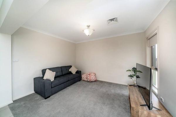 Foto 6: Light & Bright Homely Villa